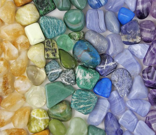 L’énergie des bracelets en pierres qui stimule votre énergie !