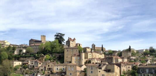 Hôtel Puy du Fou : quelle durée de séjour prévoir pour bien profiter du parc ?