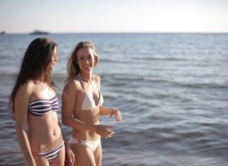 Quel maillot de bain choisir selon sa morphologie ?